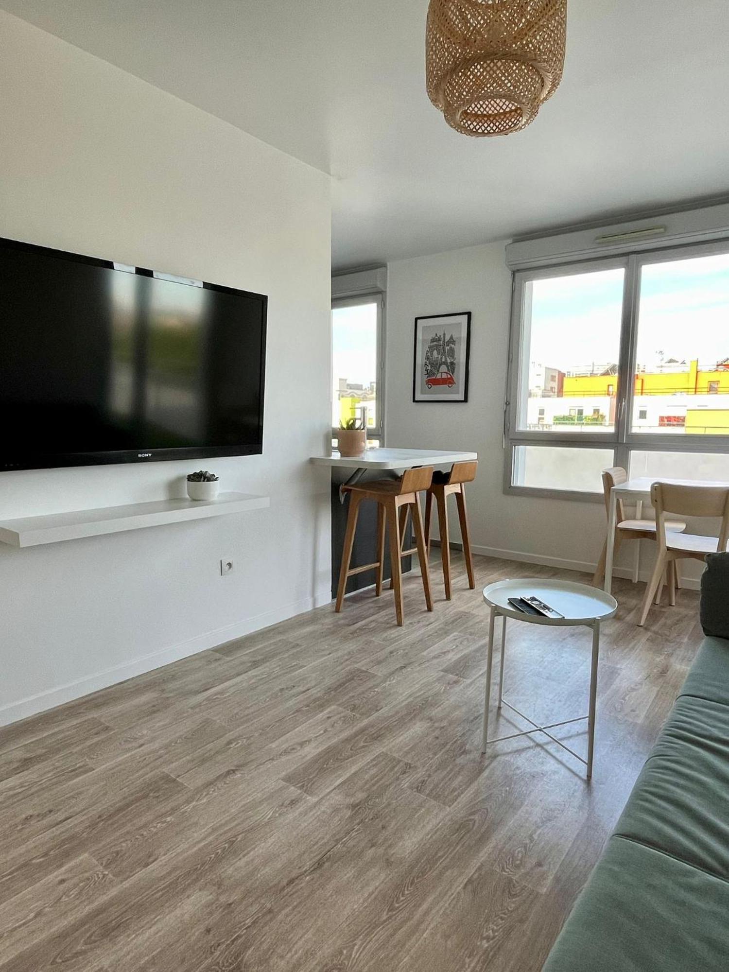 Appartement Les Portes Du Stade Saint-Denis  Exterior photo